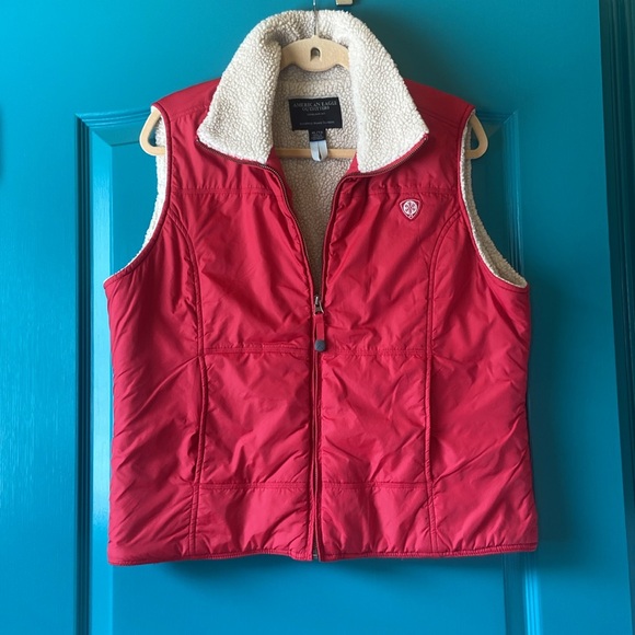 American Eagle Outfitters Woman’s Puffer Vest Shelter Series size XL - Picture 3 of 13
